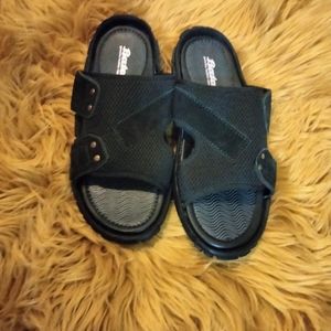 Bata sandals leather size 7 us black women
